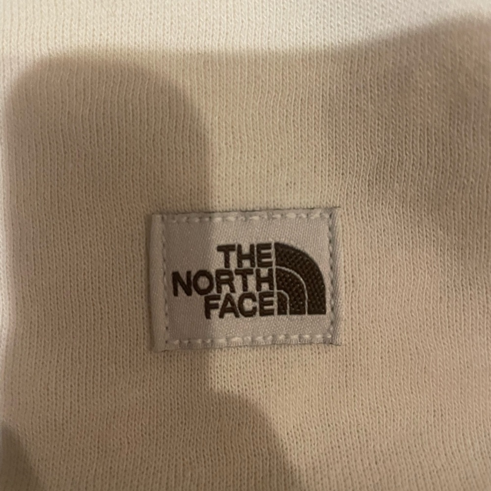 Men’s North Face Medium Cotton Crewneck White/Cream